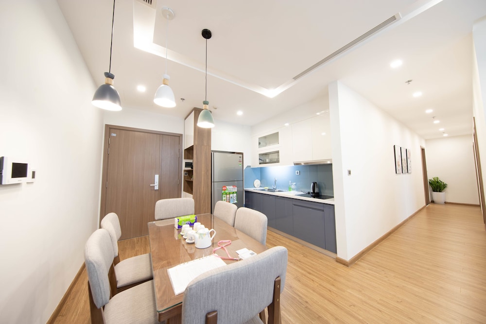Lia House