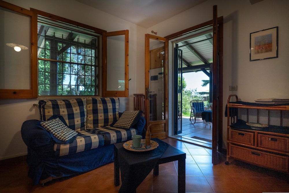 L Isola Nell Isola Country House