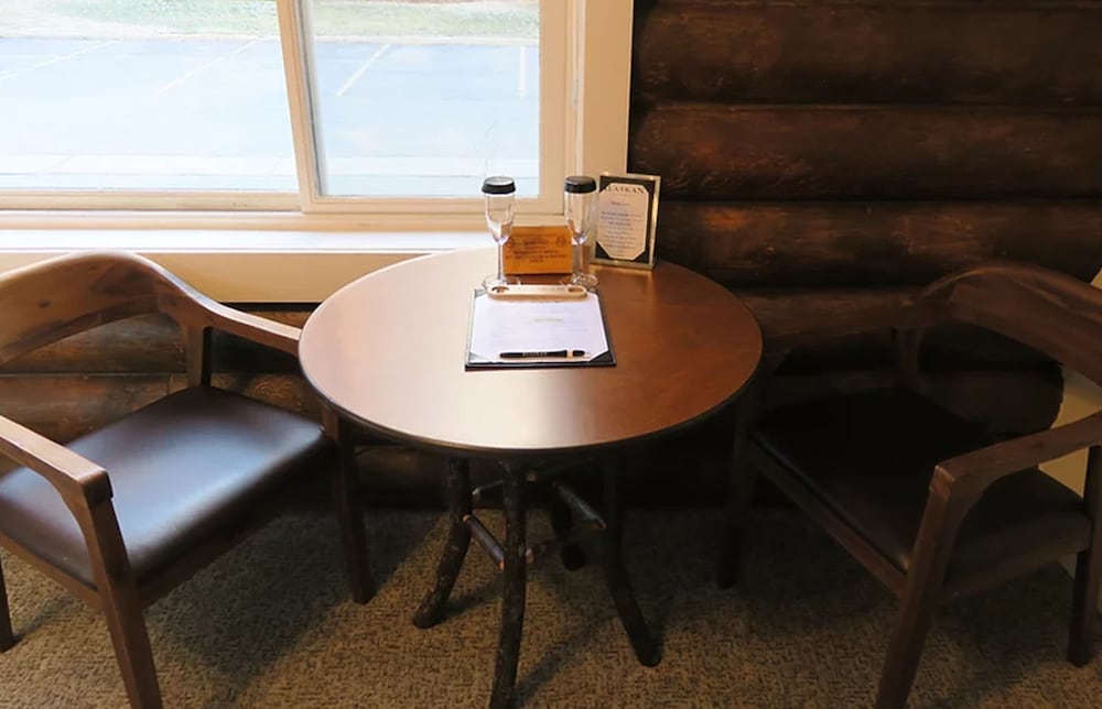 Alaskan Inn