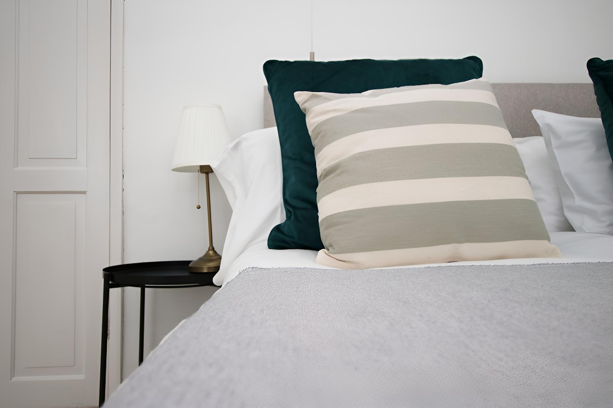 Cardiff Vacations - Mawr Terrace by Ty SA -NEW sleeps 8 - Property Image 7