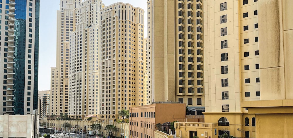 Alphatel Beach Hostel JBR