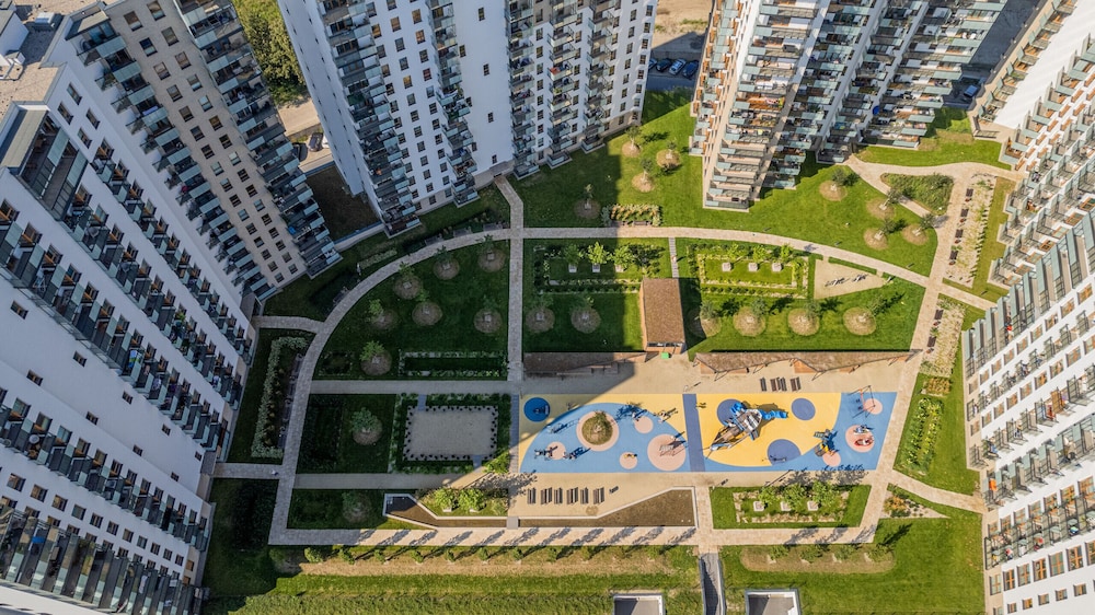 Gdańsk Nowa Letnica Apartment by Renters view 5