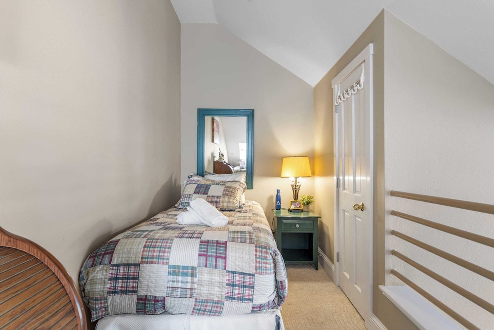 Blue Mesa Lodge 40C by Avantstay Ski In/ Ski Out Unit w/ Balcony!