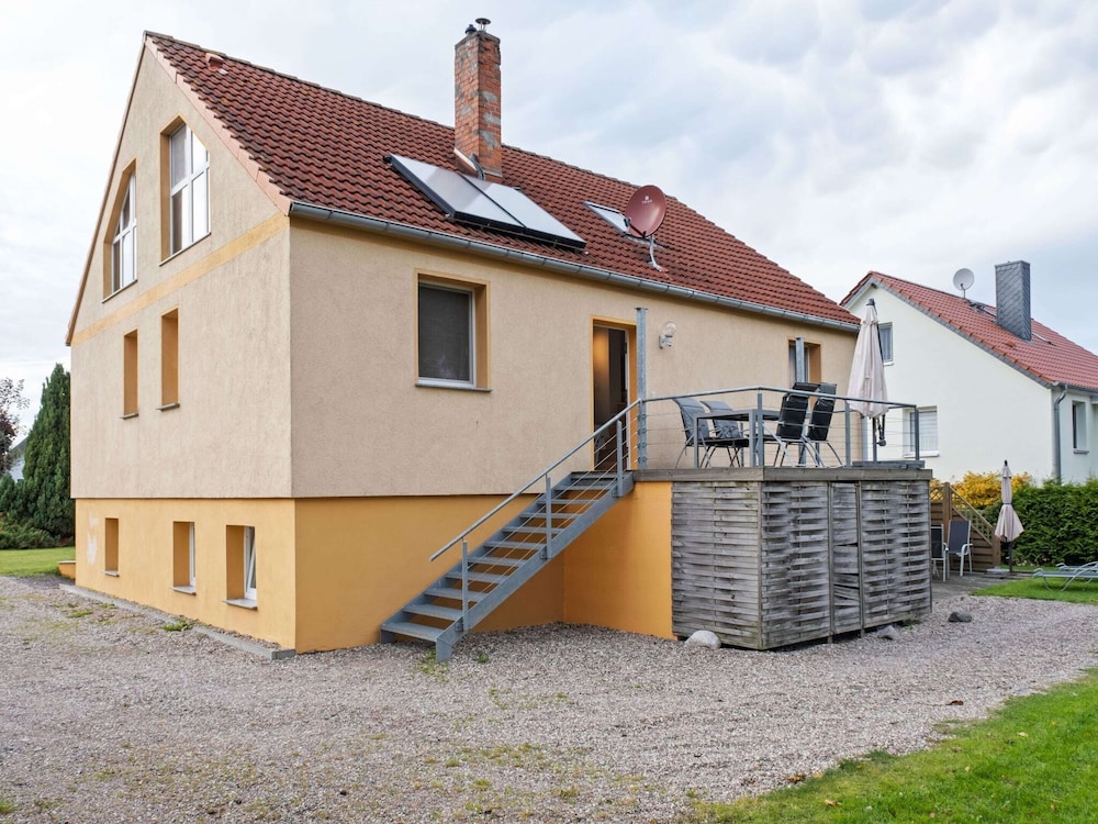 Restful Holiday Home in Kalkhorst Near Beach, City Centre