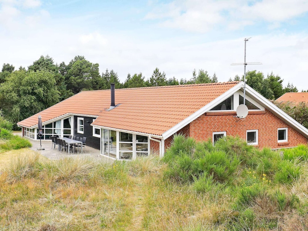 12 Person Holiday Home in Blavand