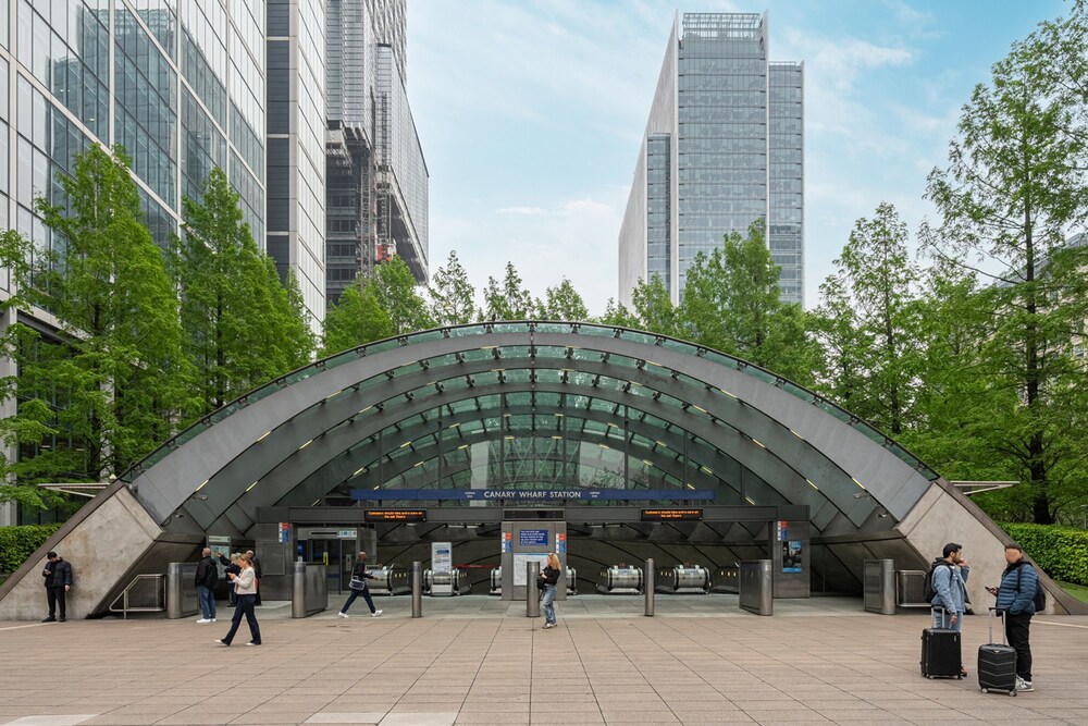 Luxury Apartment in Bustling Canary Wharf