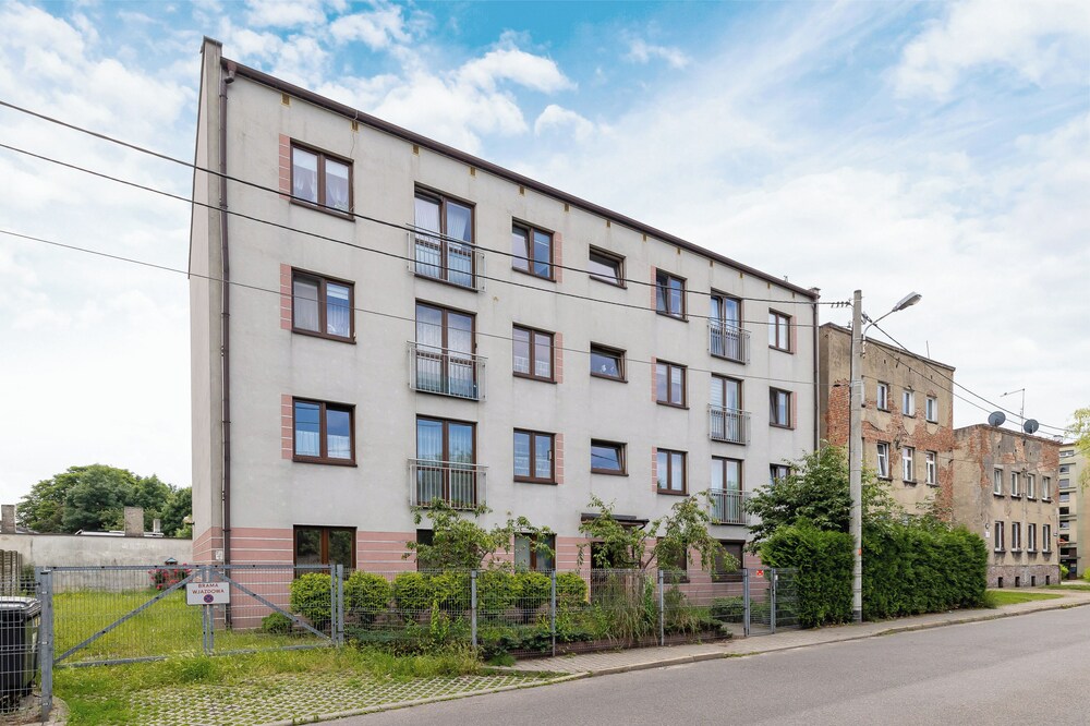 Działkowa Apartment Chorzów by Renters view 4