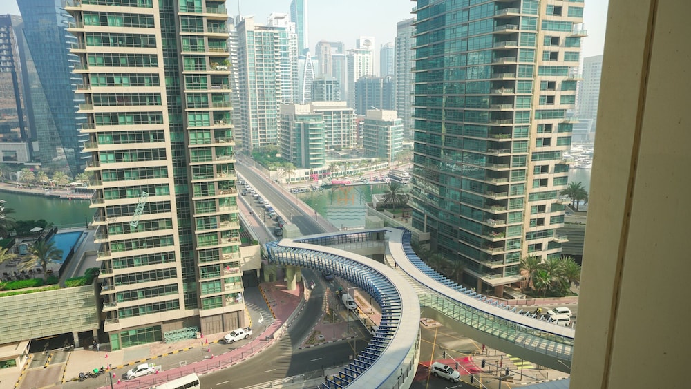 Premium 1 BR Stunning Marina & Sea Views