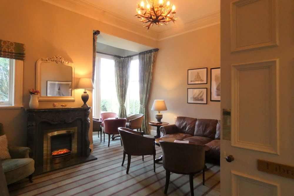 Dungallan Country House