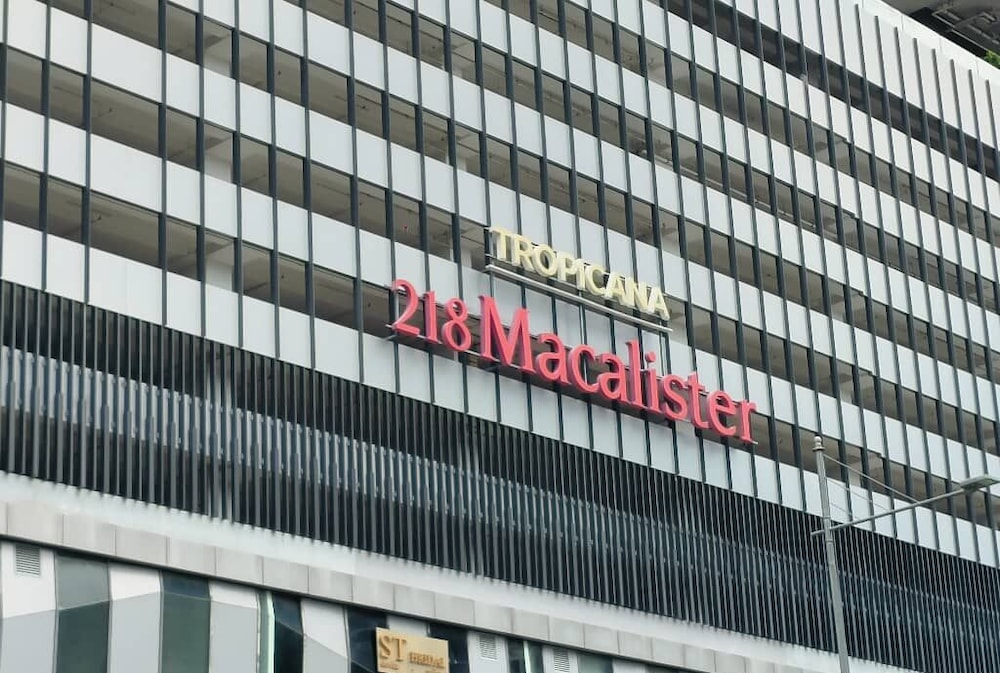 Tropicana 218 Macalister by YueLai Inn photo 1