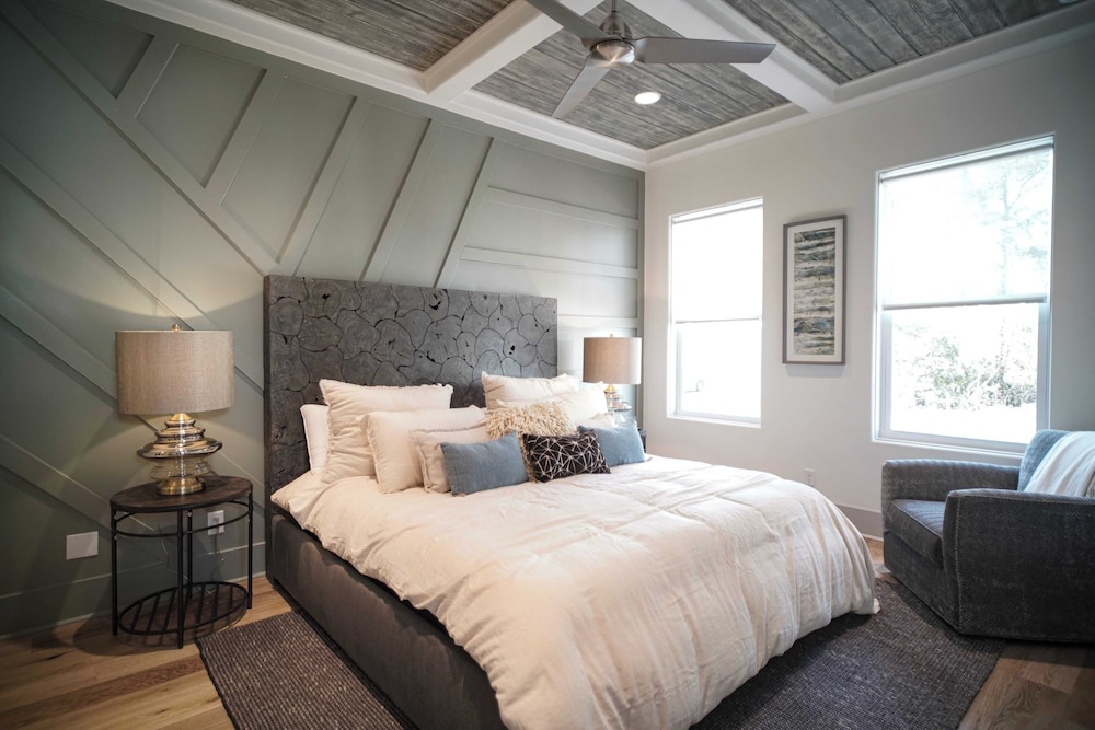 Beauty and the Beach by Avantstay Rooftop w/ Gulf Views, Pool Access
