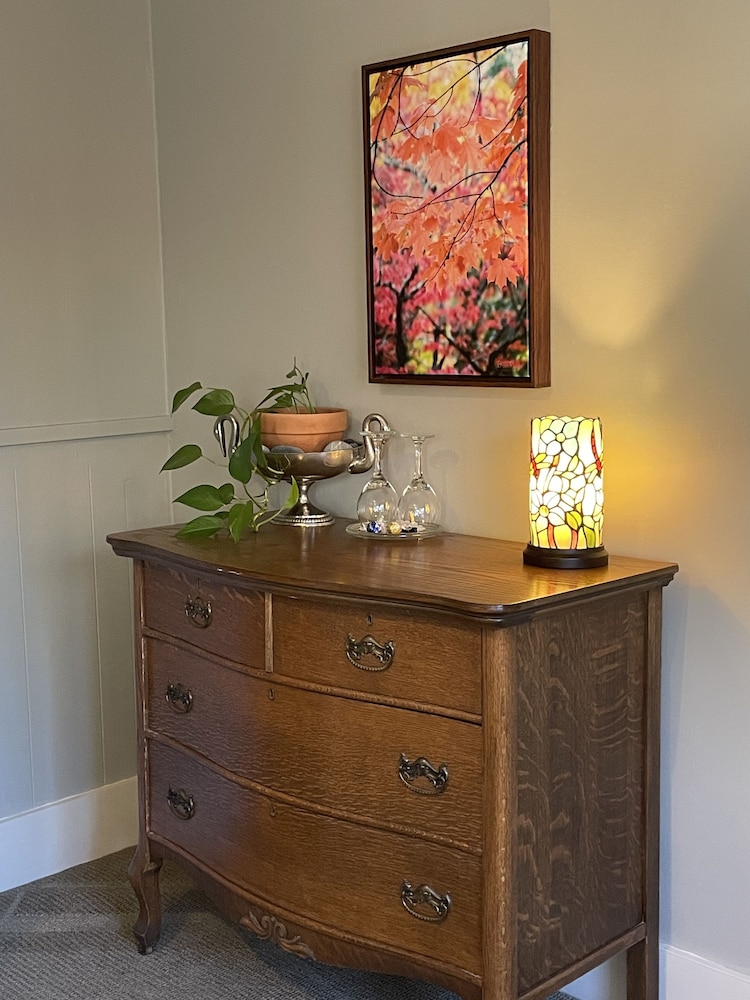 Ashland Vacations - Oak Hill Bed Breakfast - Property Image 13