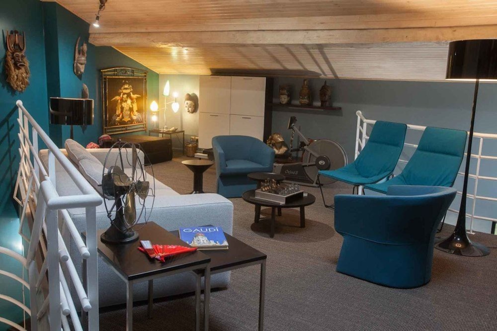 lounge