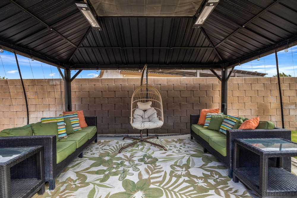 Pacifica Sur by Avantstay Pool Hot Tub Gazebo