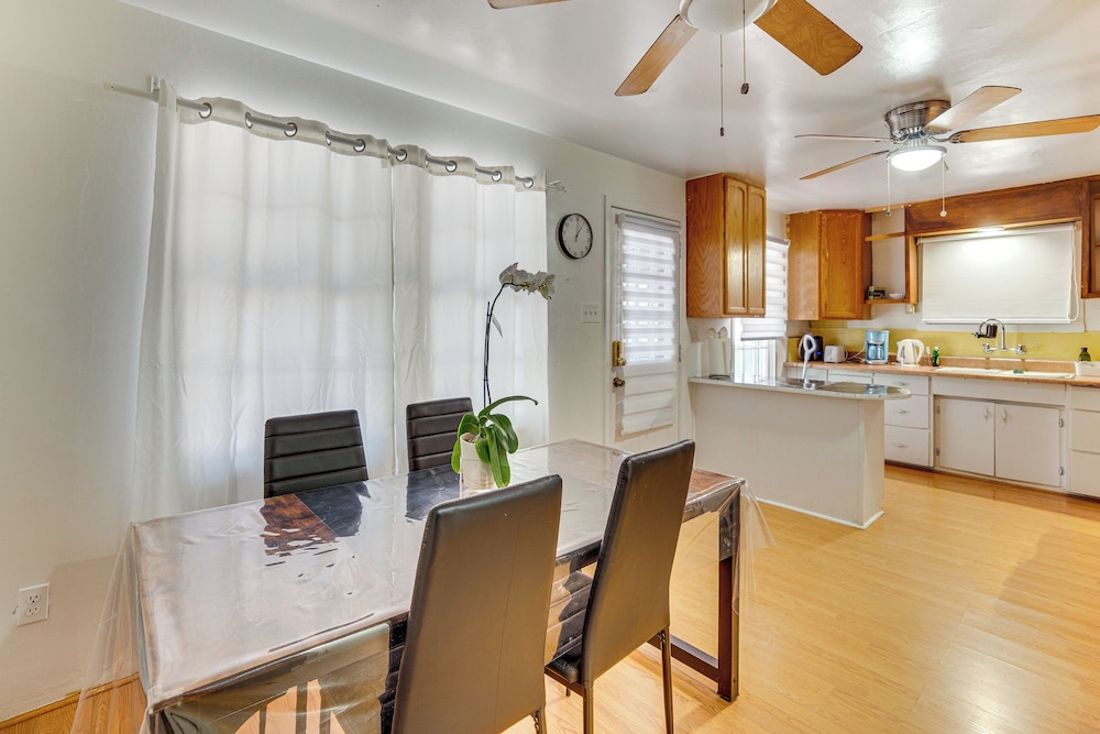 3 Mi to Airport: Pet-friendly Home in Ontario Home