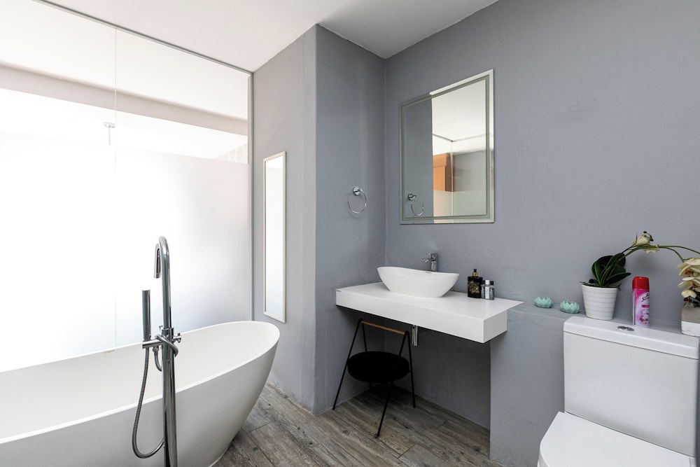Executive Sandton City 2bedroom Apartment
