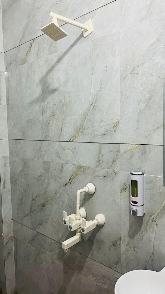 Hotel Shree Radham By GRB