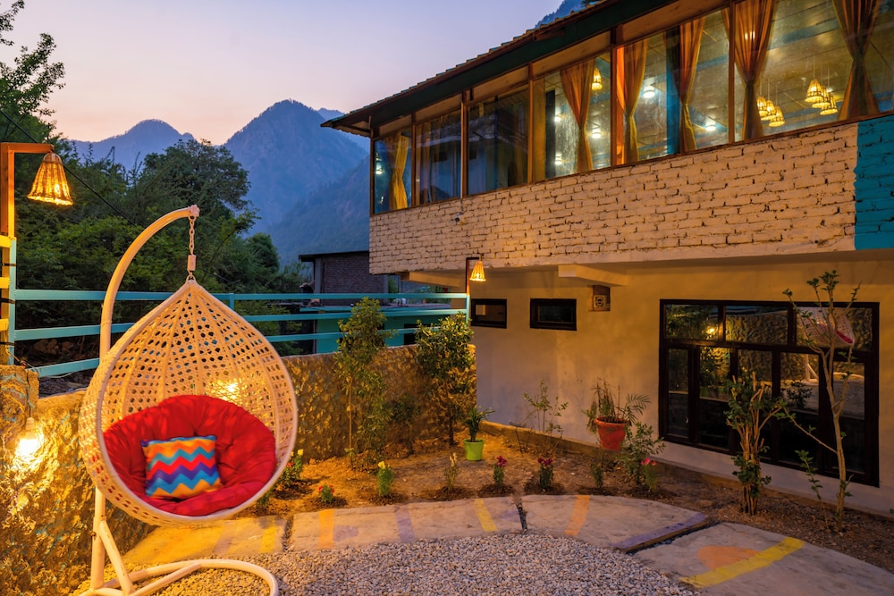 goSTOPS Kasol view 5