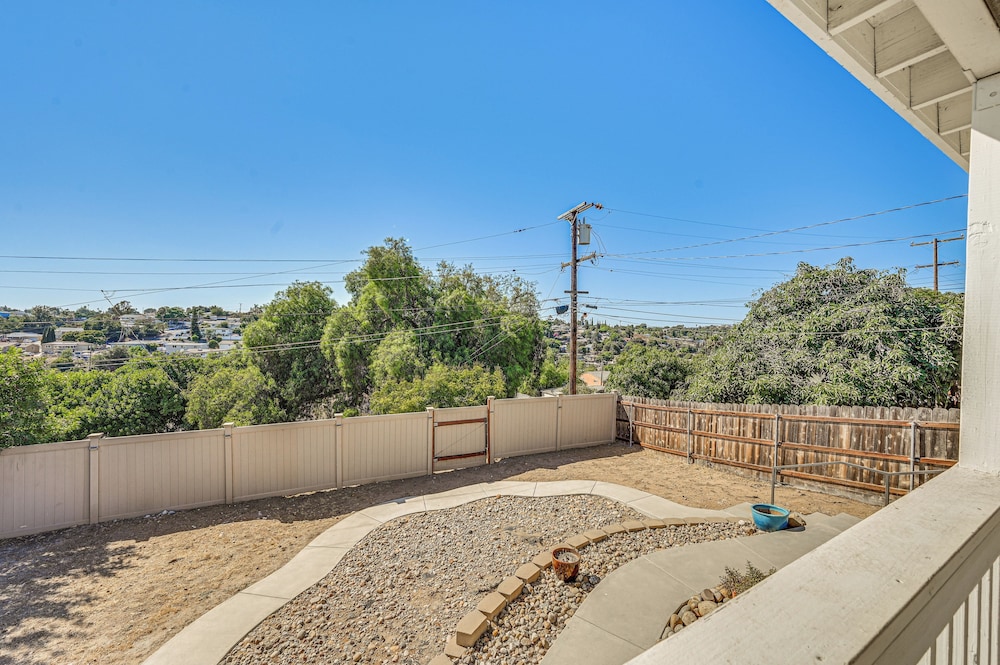 Sun-soaked Home < 9 Mi to Downtown San Diego