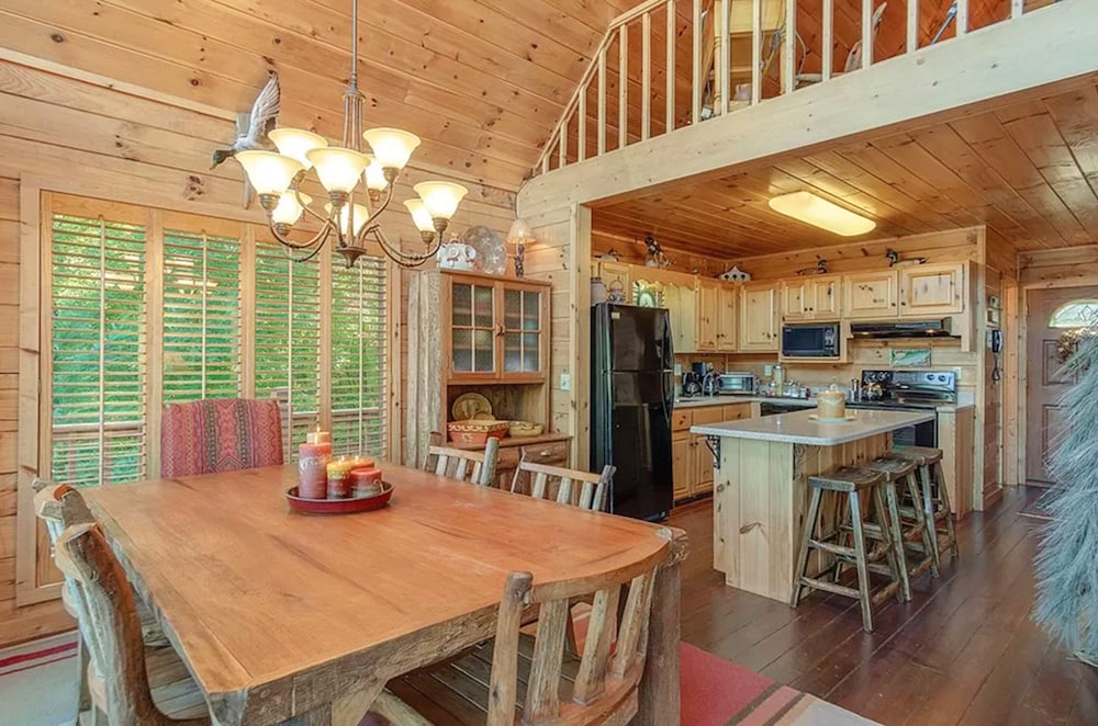 stayNantahala - Smoky Mountain Cabins