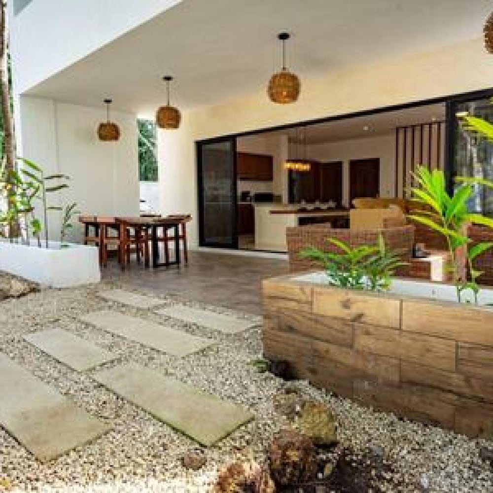 Villa Sayil Pool AC Internet Beach Club