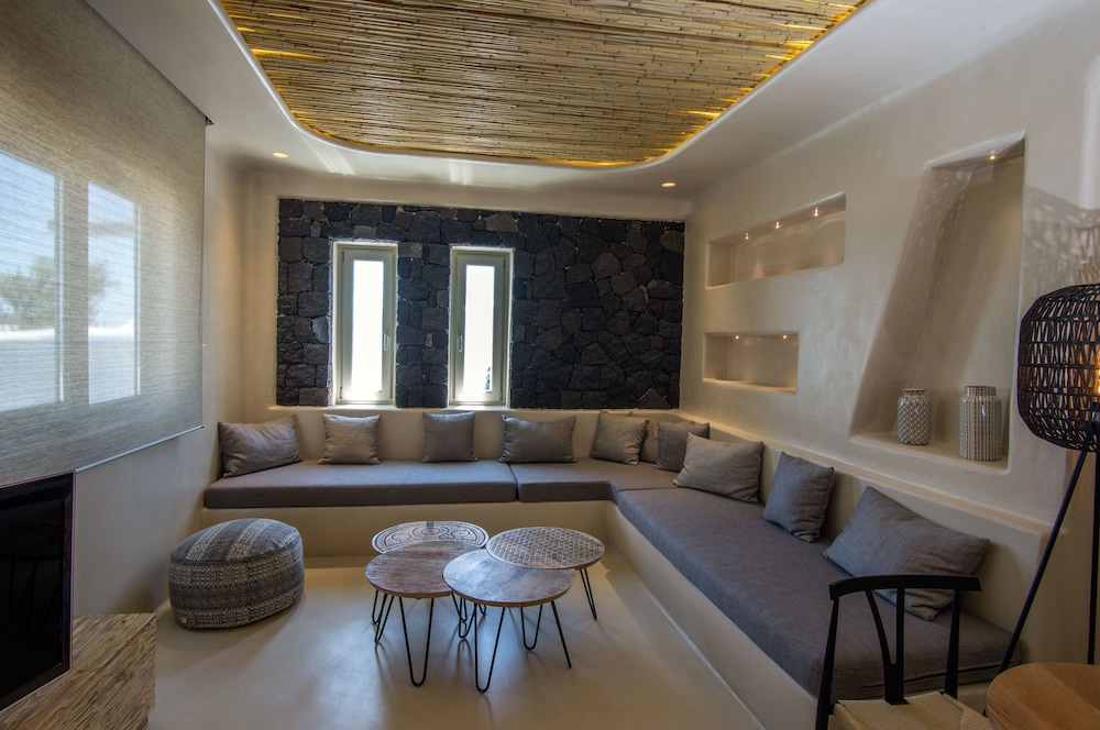 Senses Luxury Houses