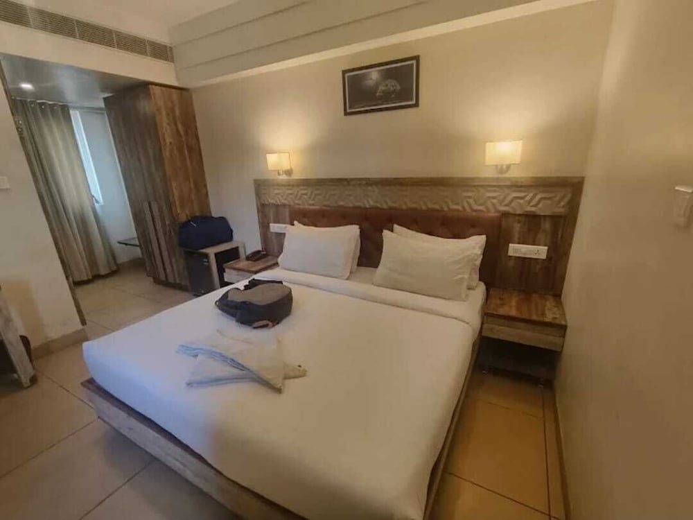 Hotel Thanmayi Inter National