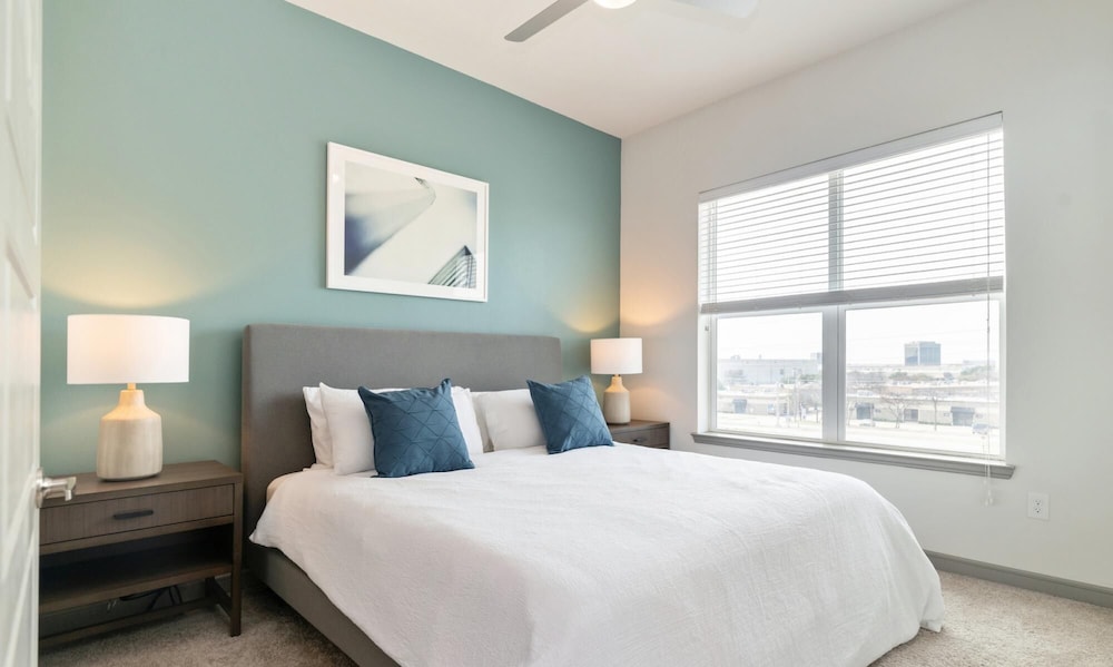 Landing Modern Apartment With Amazing Amenities Id6390 view 2