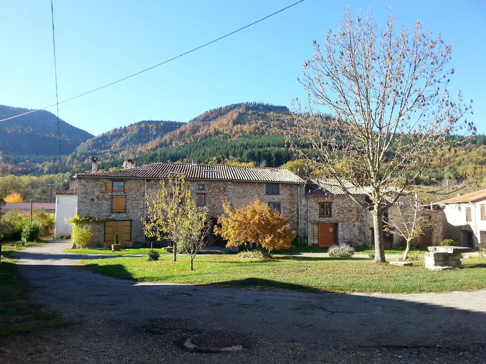 Photo 29