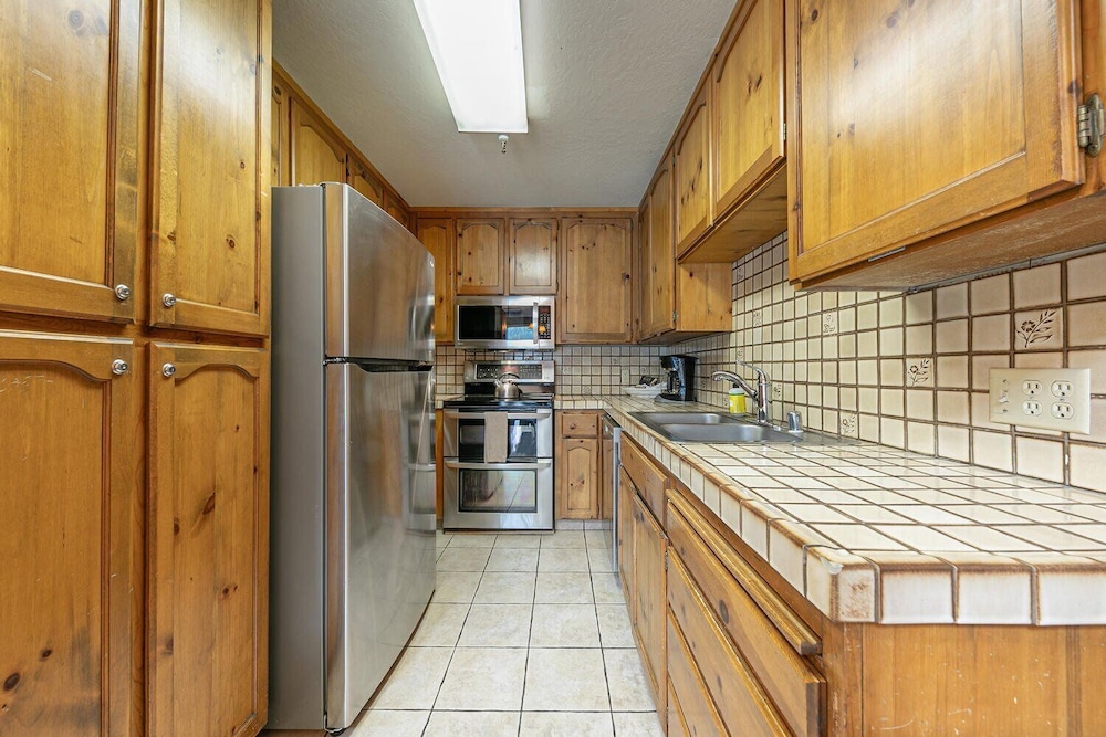 254 Bldg D 2 Bedroom Townhouse