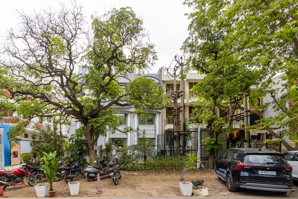 Flxho Tribe - Bespoke Hotel - Arjun Marg