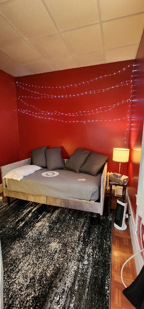 Inn at the Agora