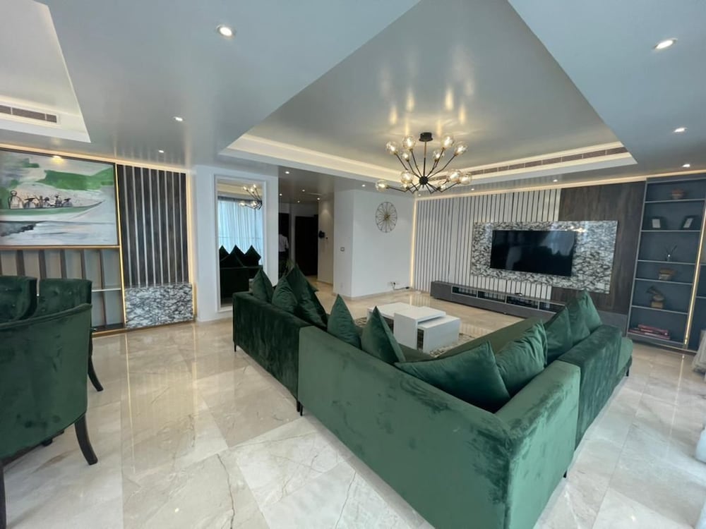2beroom Apartments in Eko Atlantic City