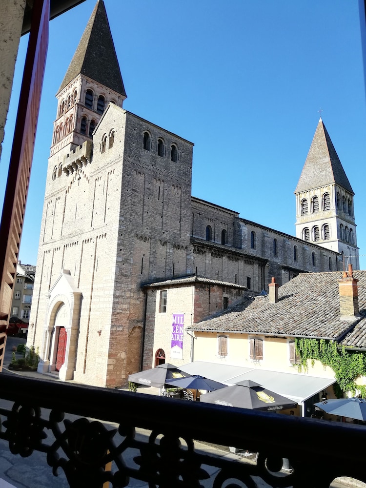Photo 12