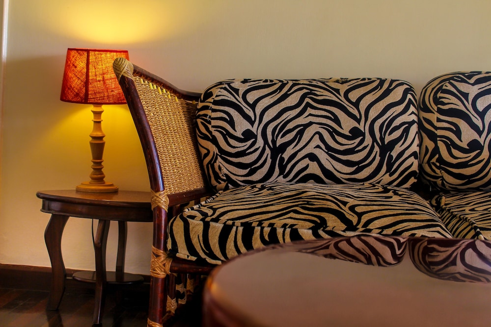 Mweya Safari Lodge