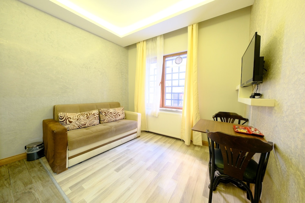 clb suite