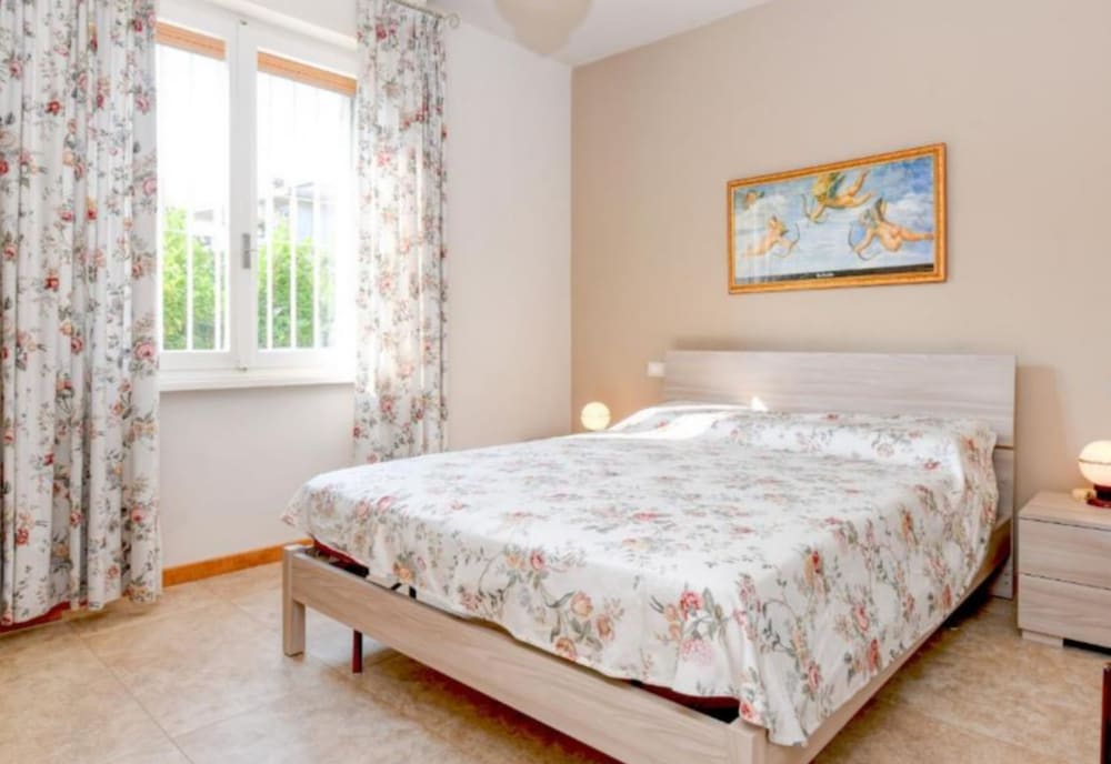 Desenzanoloft – Two Apartments One Price view 3