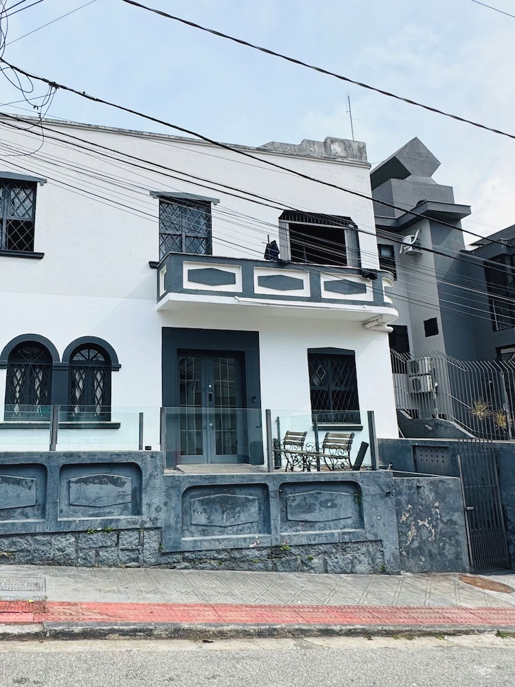 Youkoso Hostel Floripa
