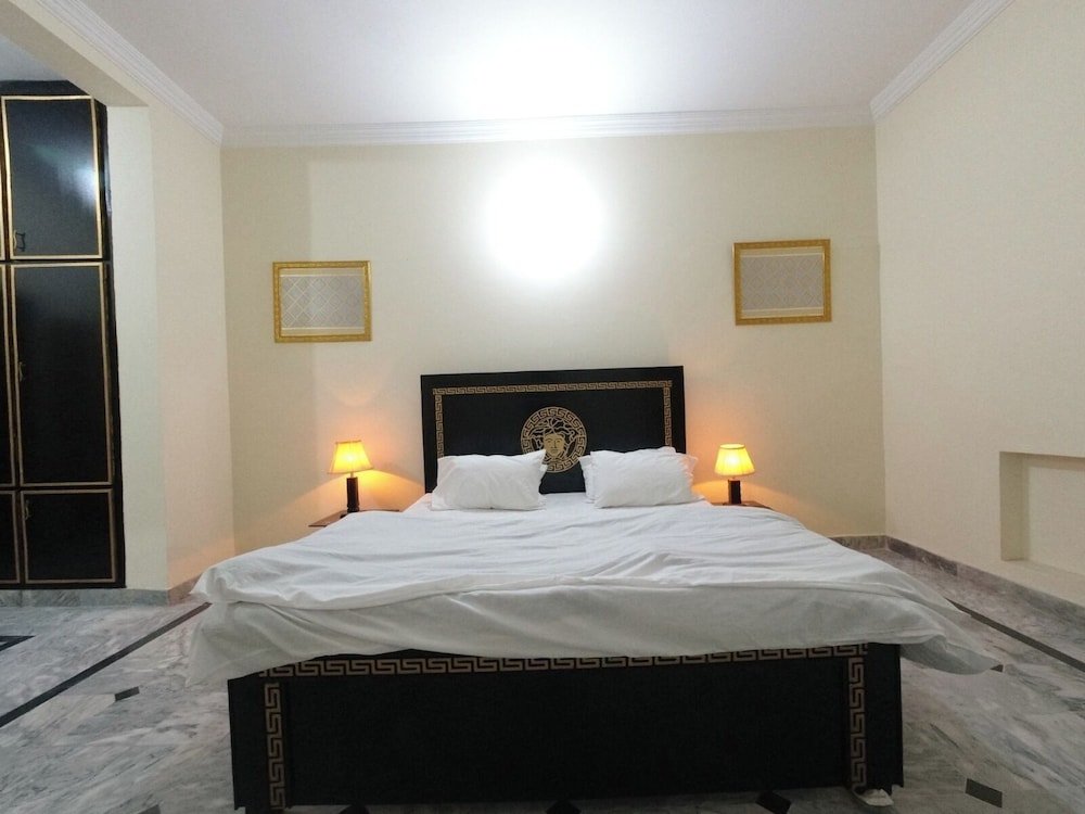 Room-cozy Guest Room in Rawalpindi - Sha