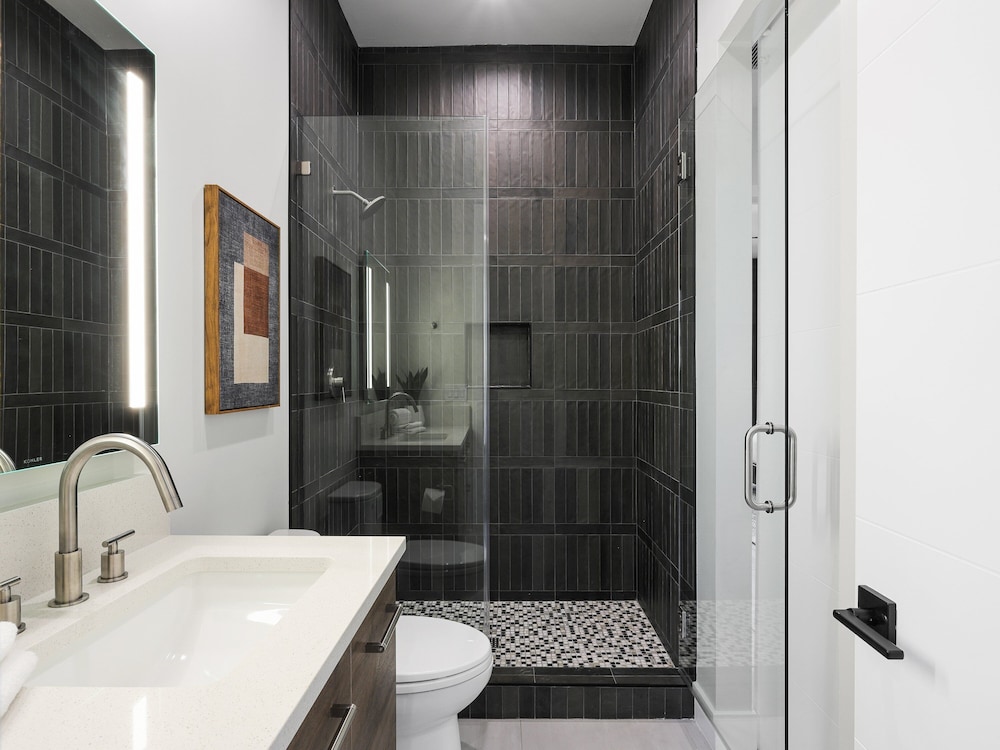 Luxe - Solstice Retreat - Heated Pools - 2 Homes