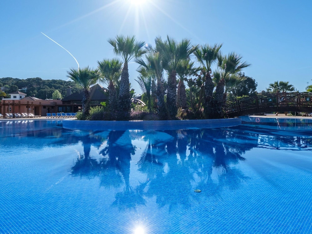 Bungalow in Tarragona by the Beach