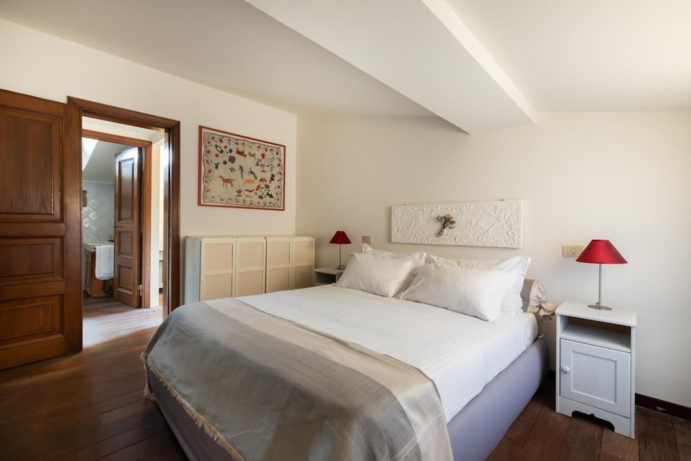 Trastevere Romantic Terraced Apartment