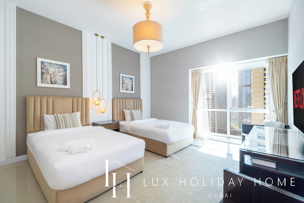 LUX The Al Seef Marina 4 bed Suite