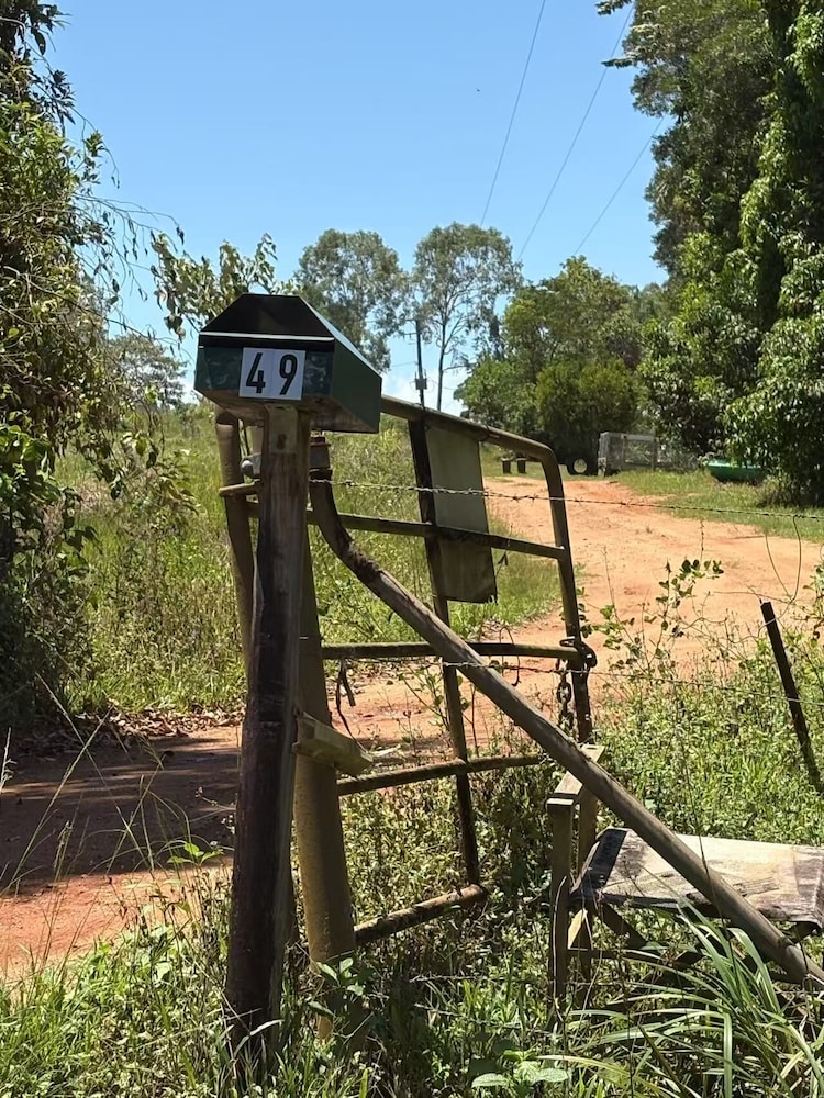 Sunshine Gardens FarmStay