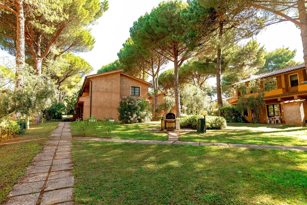 Residence with pool in Guardistallo view 5