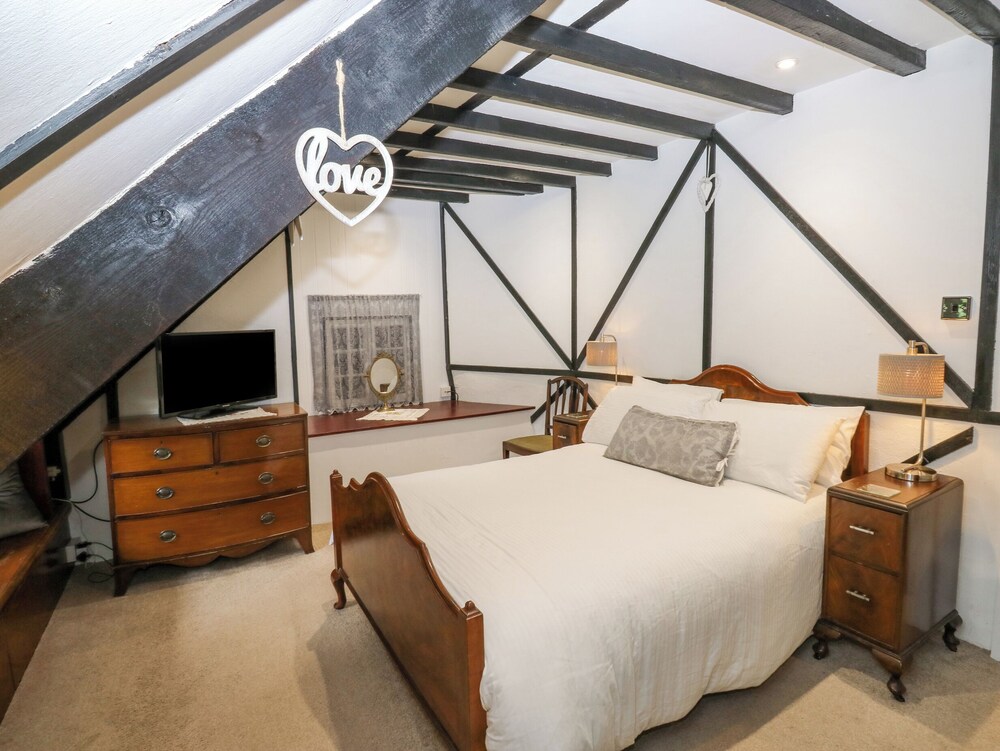 Hearthstone East Cottage