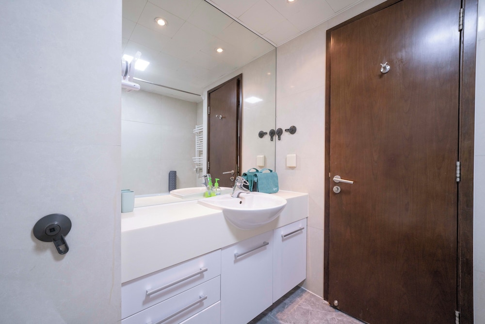 Tyms Premium 3BR 2BA Apt Yongxin Century