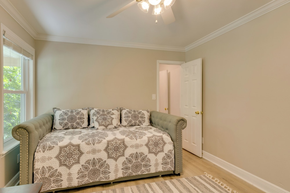 Waterfront Home w/ Fishing Dock in Tallahassee!