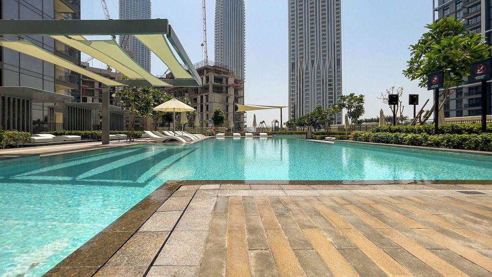 GLOBALSTAY. Creek Rise Tower 1 Elegant Apartment