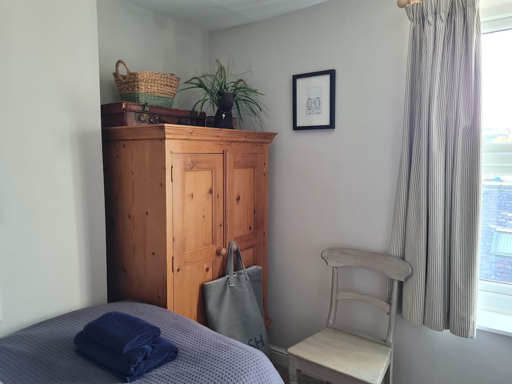 Pipit House